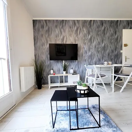 T2 Renove Avec Parking, Pres Port De Plaisance Et - Les Sables-d'olonne - Fr-1-92-929 Apartman *
